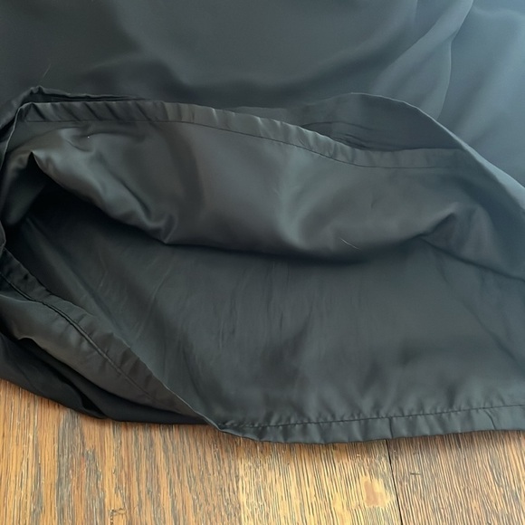 Worthington Mock Wrap Skirt Size 18 Black Side Zipper Lined Front Panel - Picture 13 of 13